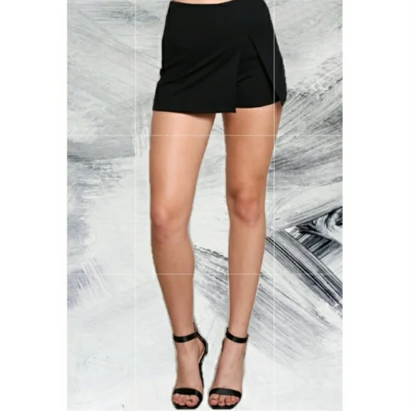 Clary Front Slit Black Skort - Picture 6 of 9